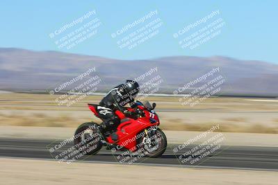 media/Dec-05-2024-Racers Edge (Thu) [[e102e0690b]]/3-B Group/Session 1 Speed Pans/